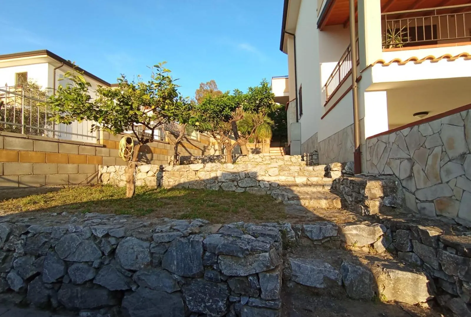 Villa Framaca 富尔纳里 0*,